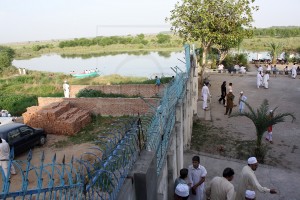 NS-2013-APR-SHADPUR-040  